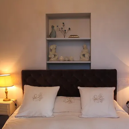 Les Du Manoir *